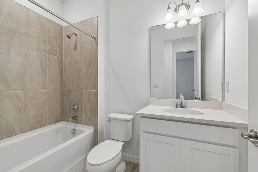 Furnished interior view inside a new home in Fairway Pointe - Villa Community, Sun City Center (Image 10). Furnished interior view inside a new home in Fairway Pointe - Villa Community, Sun City Center (Image 10).