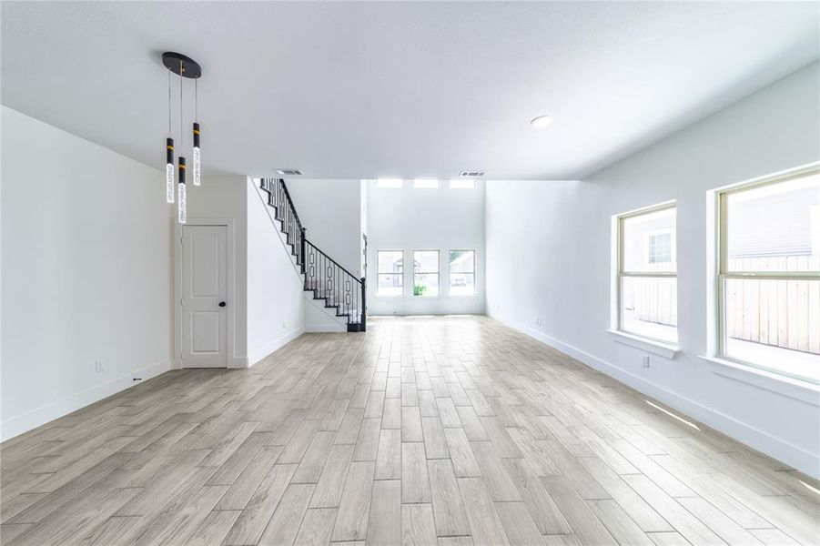 Spacious, unfurnished interior of a new home in , Fort Worth (Image 25).