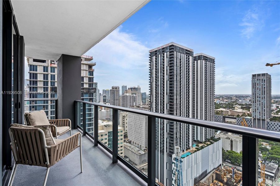 Condo located in Miami, FL showcasing its design and architecture (Image 26). Condo located in Miami, FL showcasing its design and architecture (Image 26).