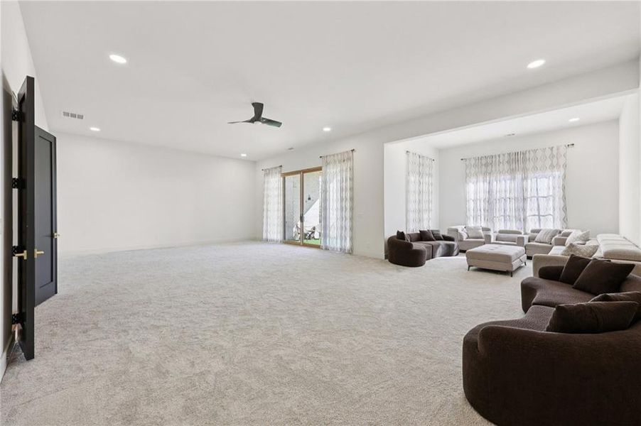 Spacious, unfurnished interior of a new home in , Suwanee (Image 26).