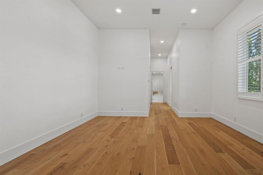 Spacious, unfurnished interior of a new home in , Wellington (Image 16). Spacious, unfurnished interior of a new home in , Wellington (Image 16).