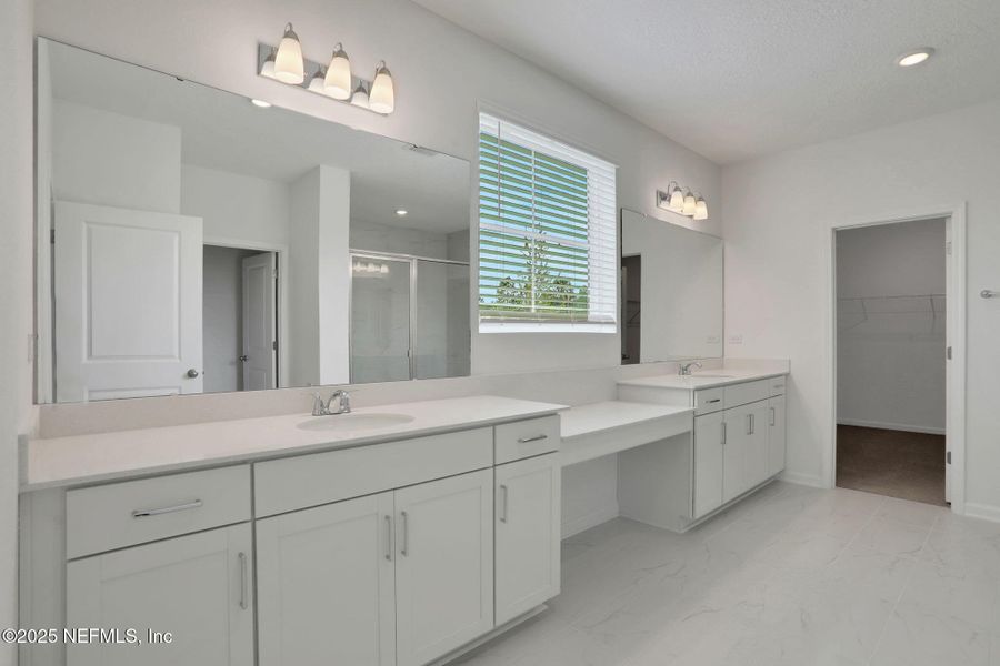 Furnished interior view inside a new home in Hyland Trail, Green Cove Springs (Image 8). Furnished interior view inside a new home in Hyland Trail, Green Cove Springs (Image 8).