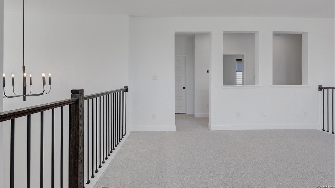 Spacious, unfurnished interior of a new home in Corley Farms, Boerne (Image 24).