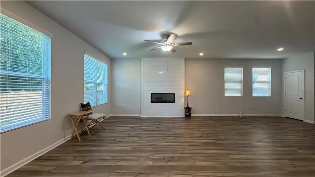 Spacious, unfurnished interior of a new home in Graystone Village, Grayson (Image 36).