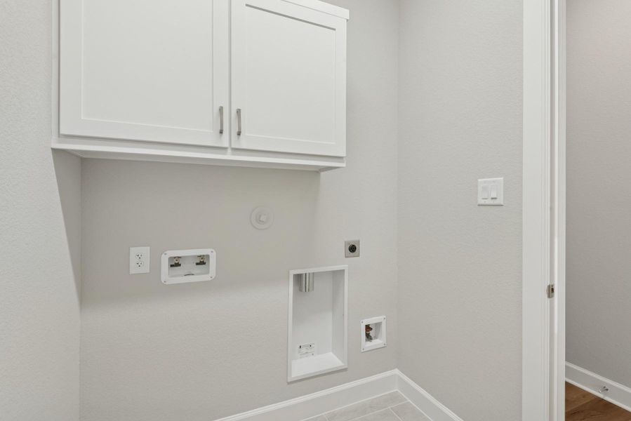 Furnished interior view inside a new home in ARTAVIA 45' Homesites, Conroe (Image 14).