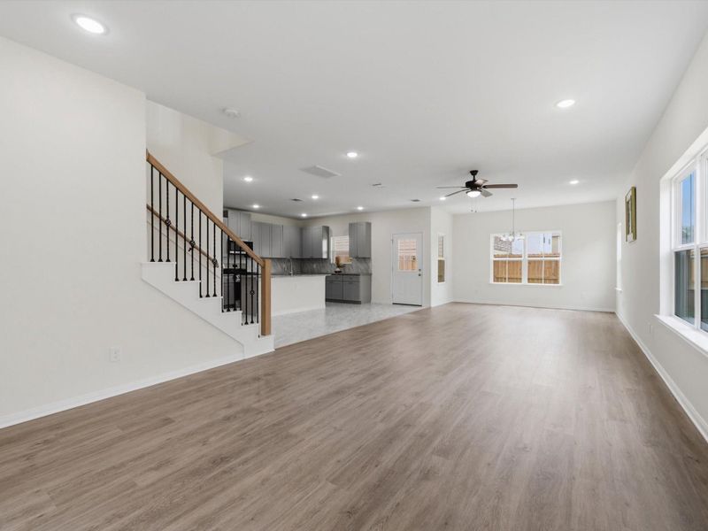 Bright, open, and welcoming, the living area offers the perfect place to relax, gather, and enjoy everyday moments at home.