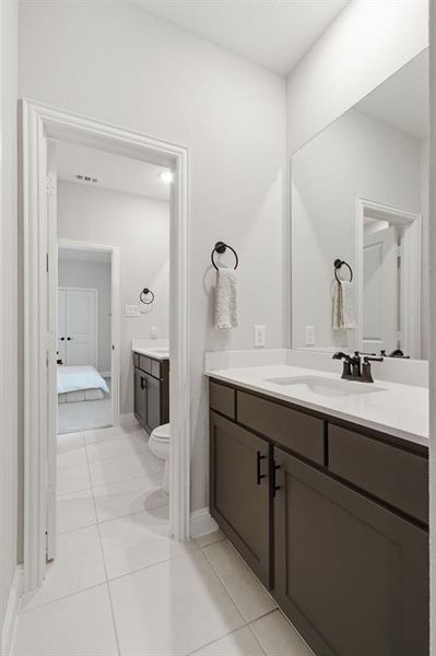 Furnished interior view inside a new home in , Copper Canyon (Image 33).