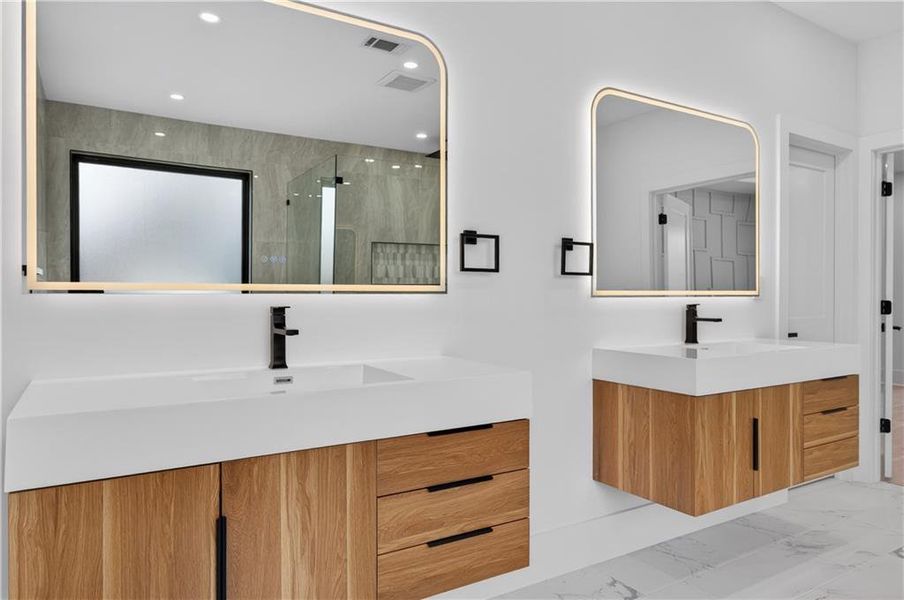 Furnished interior view inside a new home in , Atlanta (Image 33).