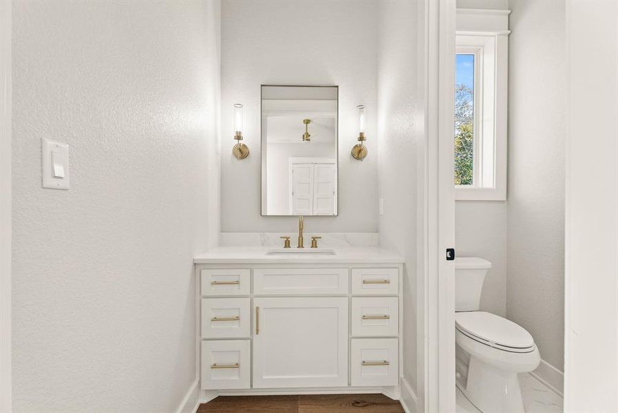 Furnished interior view inside a new home in , Chandler (Image 4).