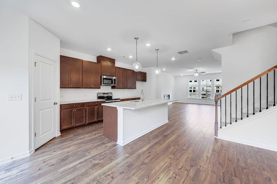 Image 33 of a home in Auburn Glen Towns.