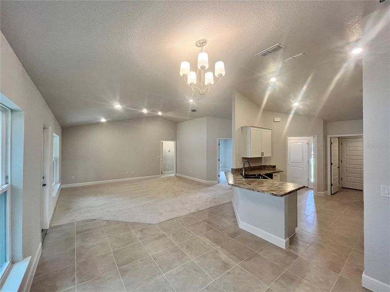 Spacious, unfurnished interior of a new home in Orange Blossom Hills, Summerfield (Image 11).