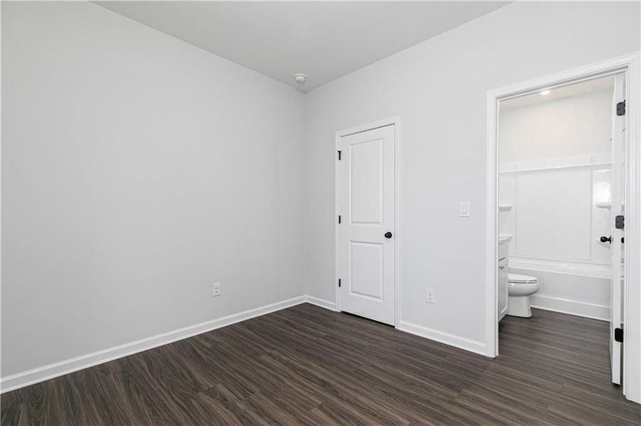 Spacious, unfurnished interior of a new home in , Powder Springs (Image 24).