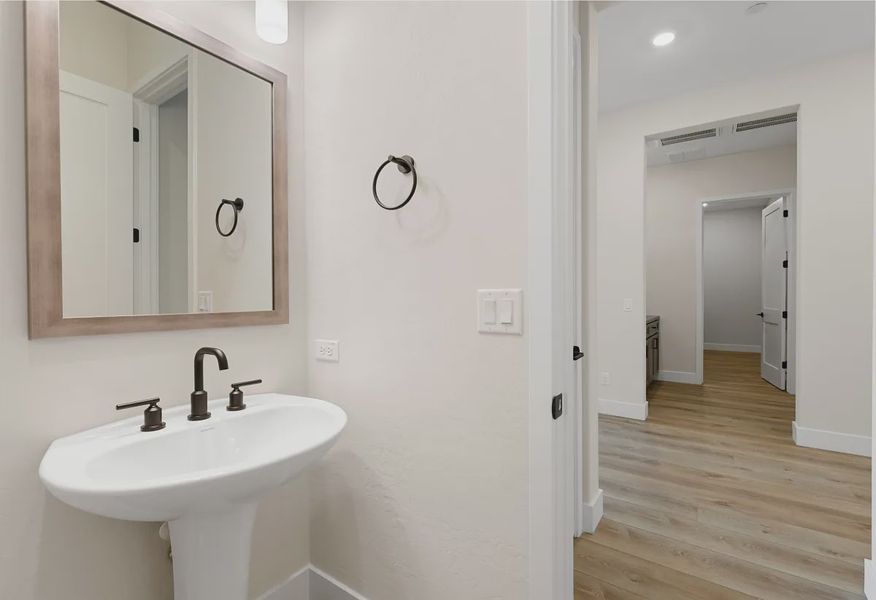 Trilogy Ridgecrest Discover HS 124 Powder Bath - 12 of 14