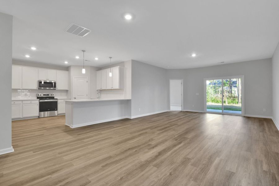 Pooler, GA New Home.  - Slide 24