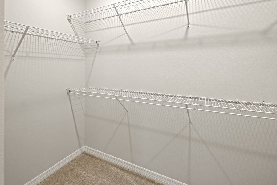 Spacious, unfurnished interior of a new home in Baldwin Crossing 22', Orlando (Image 20).