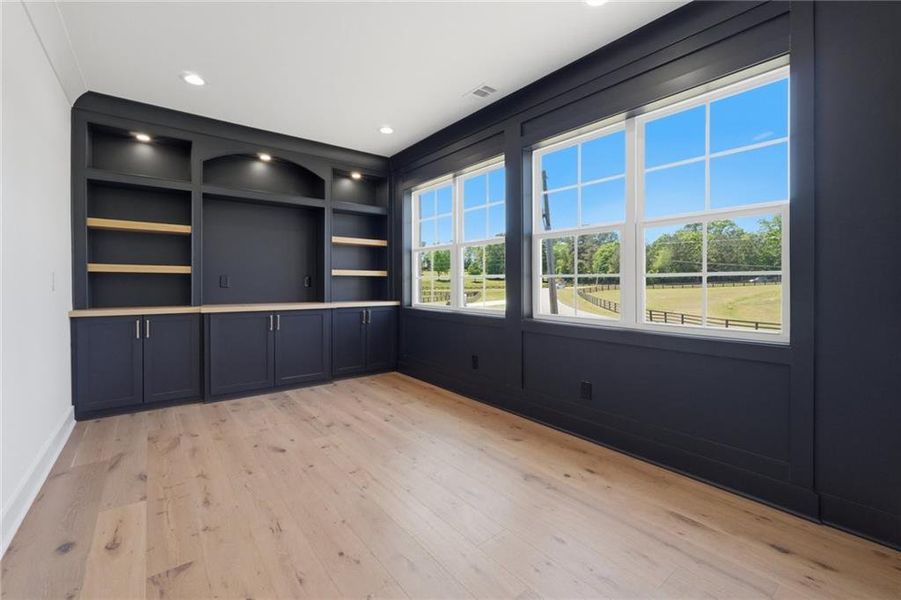 Spacious, unfurnished interior of a new home in , Bethlehem (Image 21).