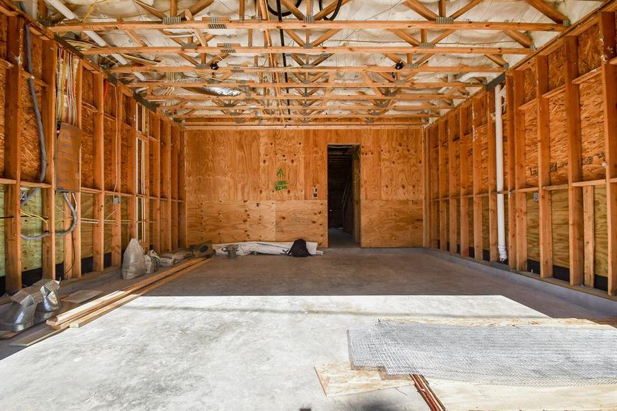 Large Garage with entry to home.