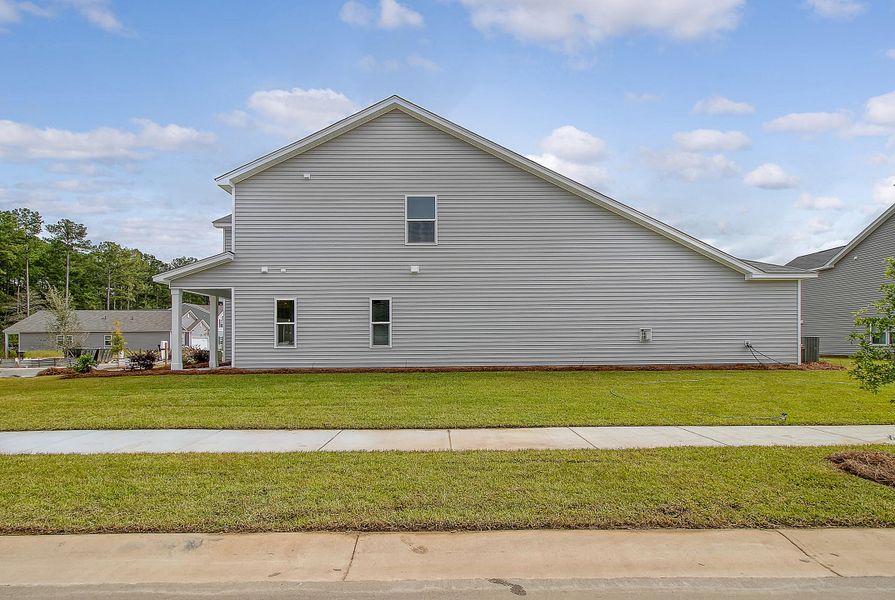 Exterior details and patio area of a home in Watson Hill, Summerville (Image 21).