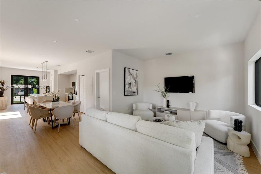 Furnished interior view inside a new home in , Miami (Image 19).