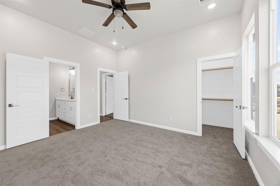 Spacious, unfurnished interior of a new home in , Cleveland (Image 22).