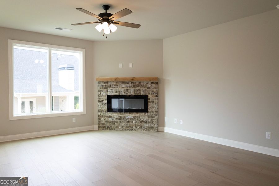 Image 10 of a home in Leverett Park. Image 10 of a home in Leverett Park.