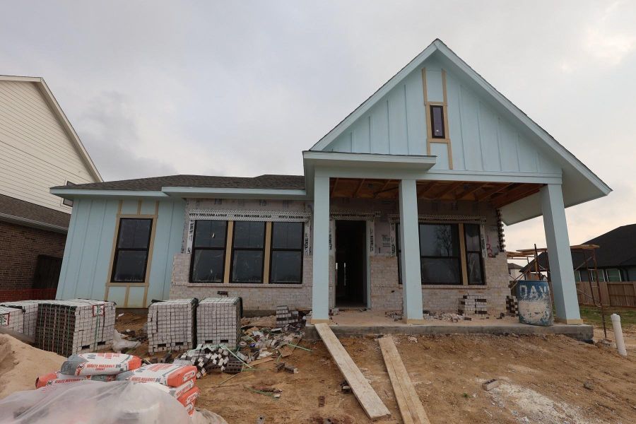 In-progress construction of a new home in Riceland 50’ Alley Load Homesites, Mont Belvieu, TX (Image 10). In-progress construction of a new home in Riceland 50’ Alley Load Homesites, Mont Belvieu, TX (Image 10).
