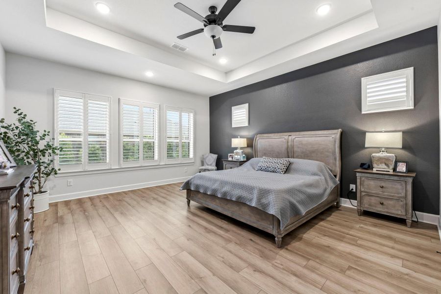 Furnished interior view inside a new home in , Conroe (Image 13).