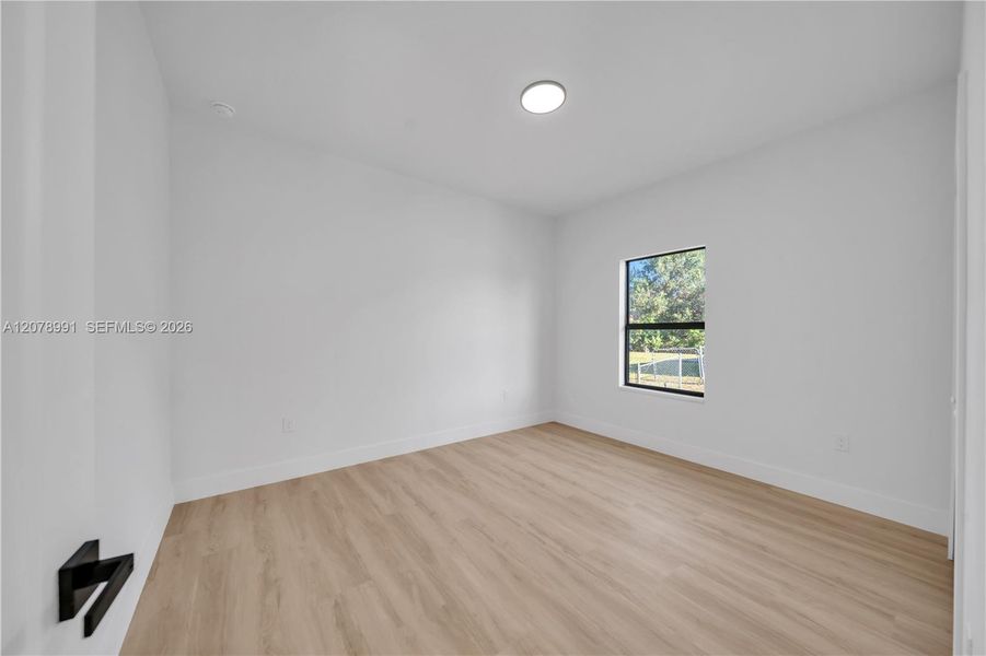 Spacious, unfurnished interior of a new home in , North Port (Image 32).