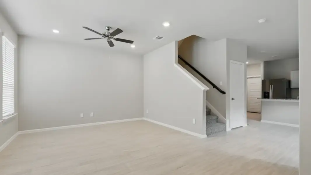 Spacious, unfurnished interior of a new home in Orchard Village, Fort Worth (Image 23).