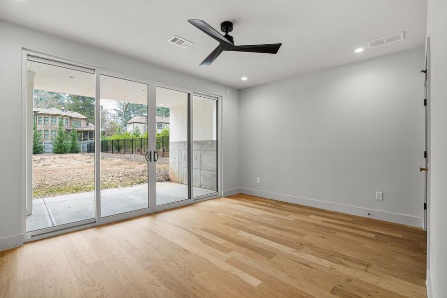 Spacious, unfurnished interior of a new home in , Decatur (Image 69).