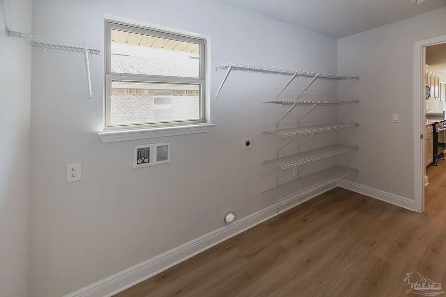 Spacious, unfurnished interior of a new home in Emmaline Gardens, Milton (Image 20).