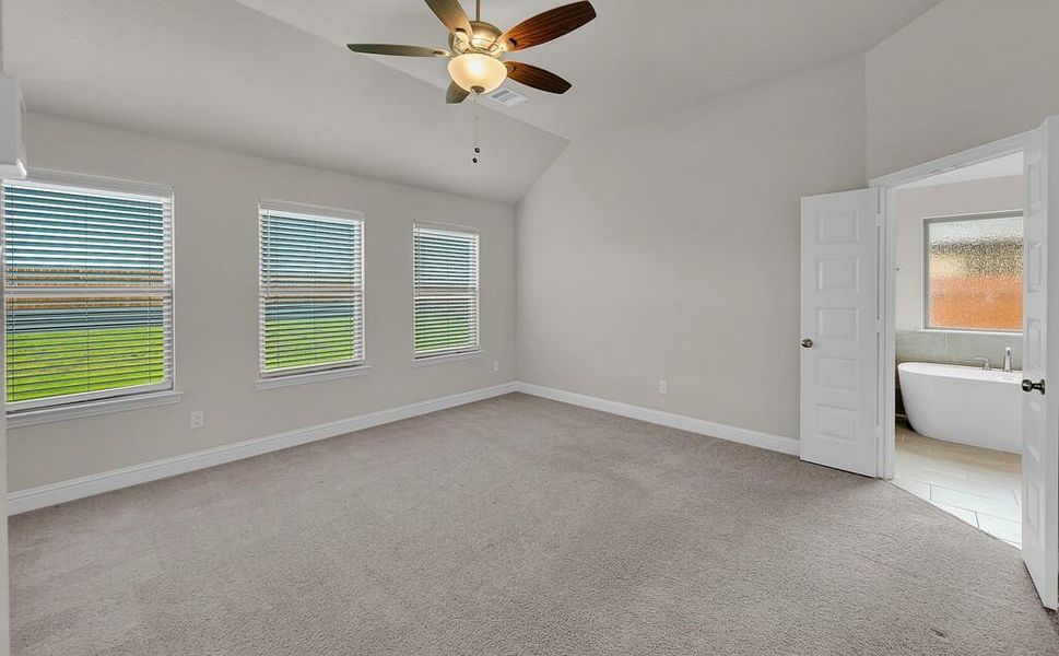 Spacious, unfurnished interior of a new home in , Waco (Image 25). Spacious, unfurnished interior of a new home in , Waco (Image 25).