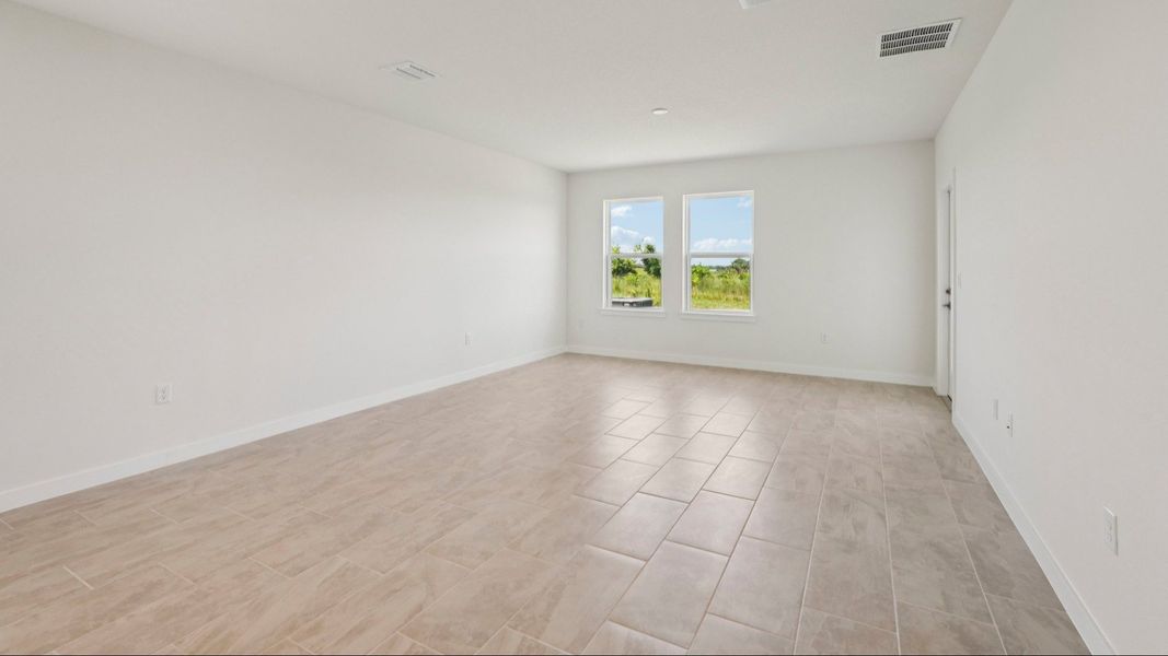 Living Area of the Jupiter in Hamilton Bluff located in Haines City, FL.