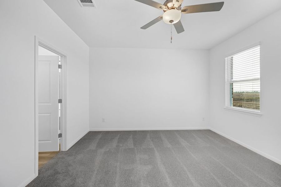 Spacious, unfurnished interior of a new home in Emory Crossing, Hutto (Image 12). Spacious, unfurnished interior of a new home in Emory Crossing, Hutto (Image 12).