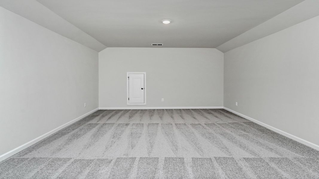 Spacious, unfurnished interior of a new home in Sease's Pond, Gilbert (Image 31).