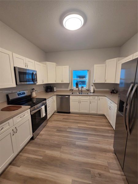 Furnished interior view inside a new home in , Sebring (Image 4).