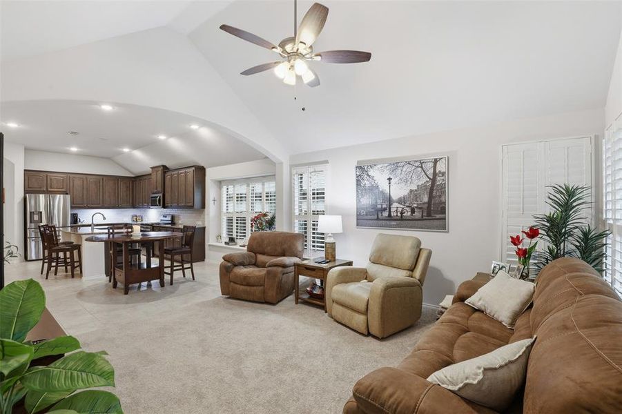 Furnished interior view inside a new home in Chisholm Hills, Cleburne (Image 8).