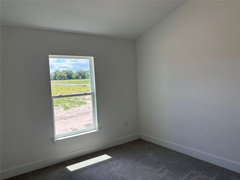 Spacious, unfurnished interior of a new home in Arbor Park, Leesburg (Image 10).
