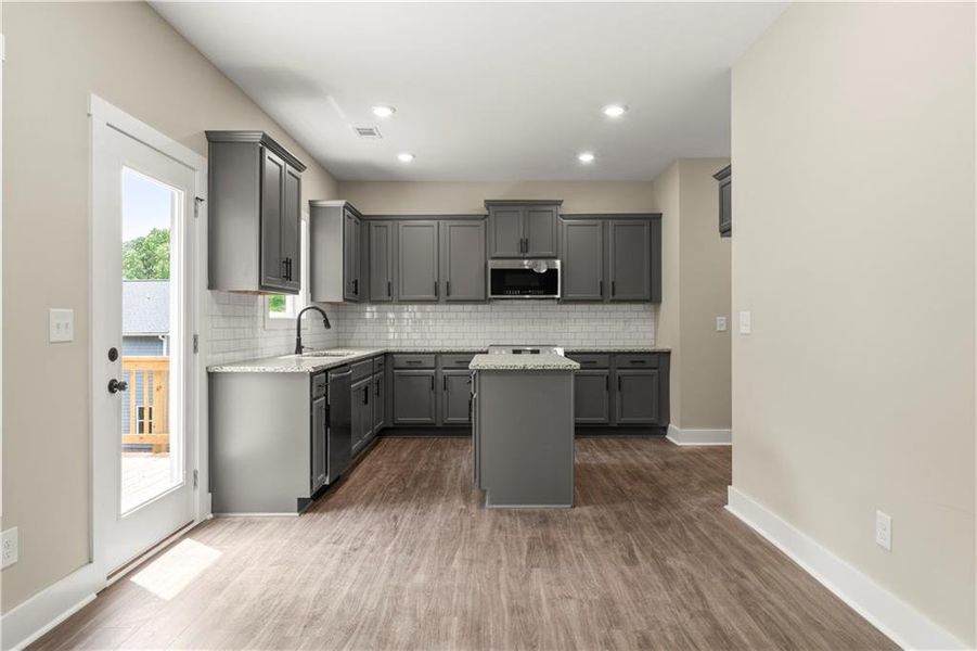 Furnished interior view inside a new home in Benson Estates, Dallas (Image 6).