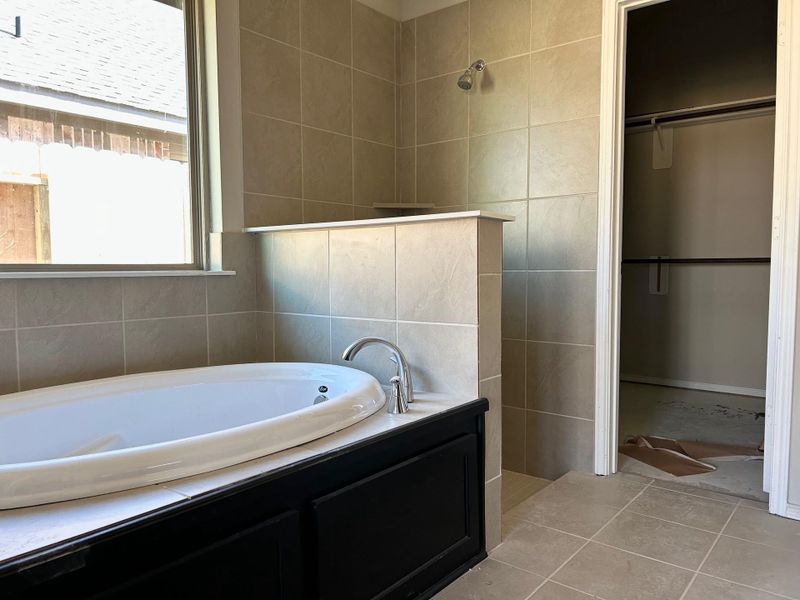 Close-up of interior finishes inside a home in The Highlands 45', Porter (Image 4). Close-up of interior finishes inside a home in The Highlands 45', Porter (Image 4).