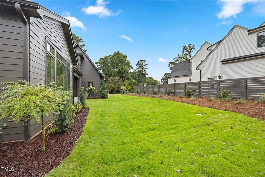 8-2A1A8500 8-2A1A8500