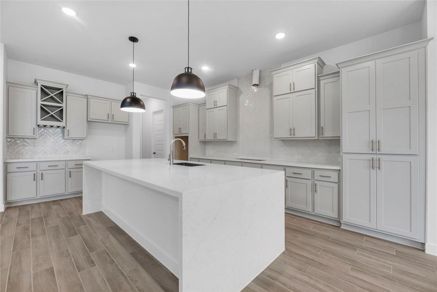 Furnished interior view inside a new home in Sienna, Missouri City (Image 5).