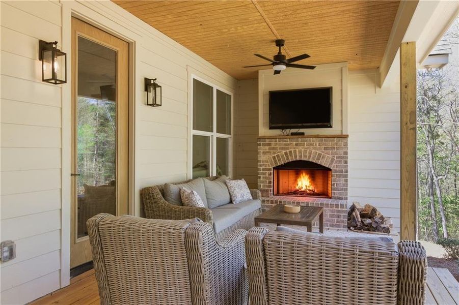 Exterior details and patio area of a home in , Demorest (Image 28).