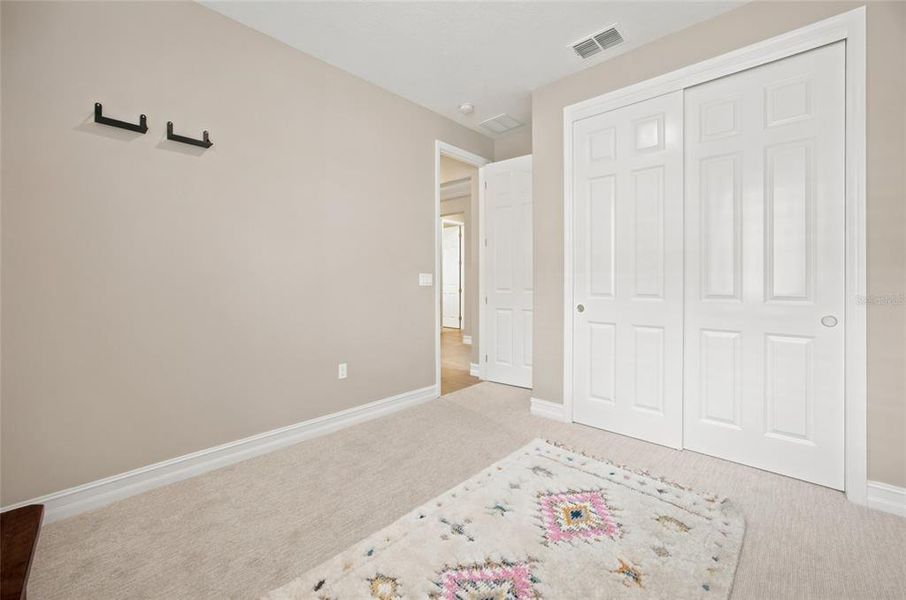 Spacious, unfurnished interior of a new home in Ocala Preserve, Ocala (Image 27).