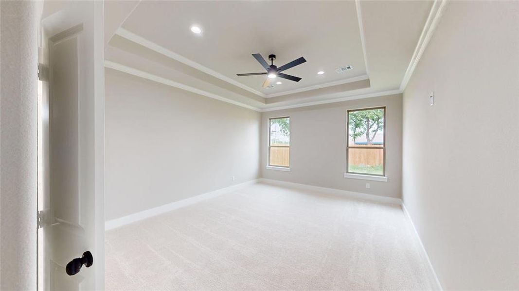 Spacious, unfurnished interior of a new home in , Grand Prairie (Image 26).