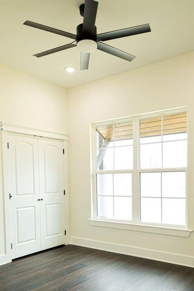 Spacious, unfurnished interior of a new home in , Henderson (Image 31).