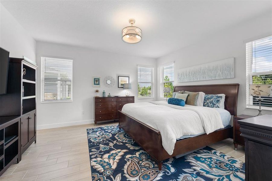 Furnished interior view inside a new home in , Clermont (Image 22).