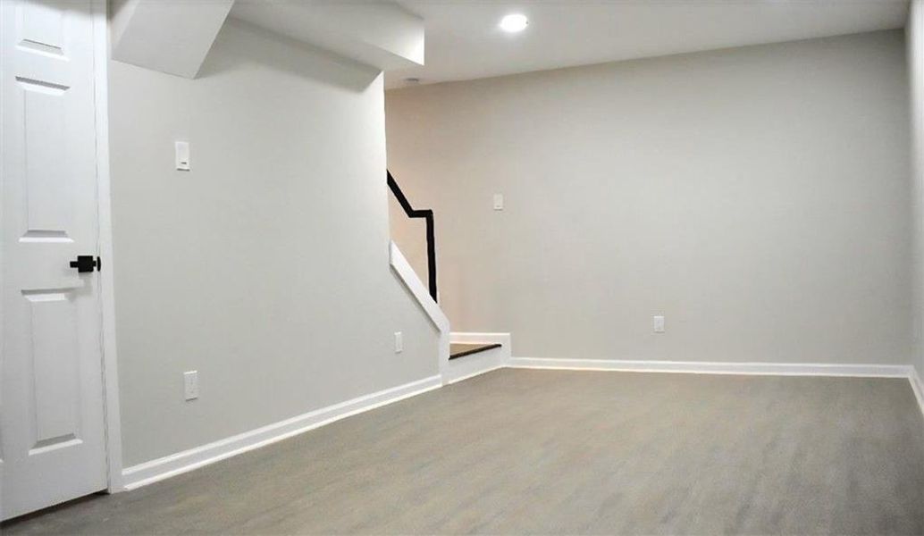 Spacious, unfurnished interior of a new home in , Atlanta (Image 34).