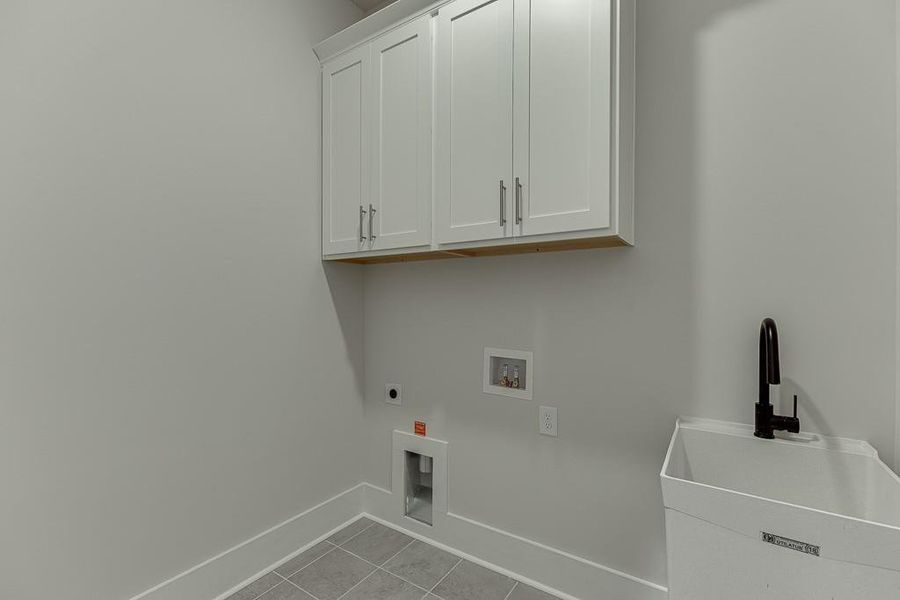 Spacious, unfurnished interior of a new home in , Cumming (Image 34).