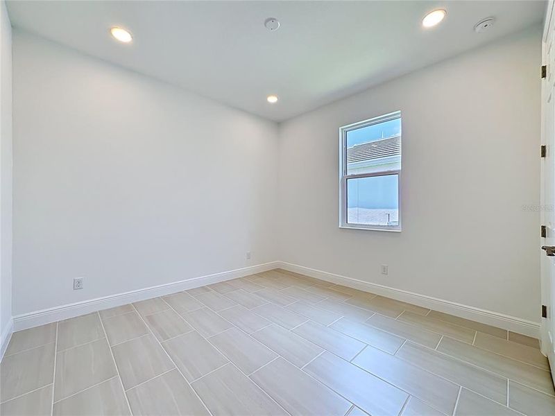 Spacious, unfurnished interior of a new home in Watercolor Place, Bradenton (Image 47). Spacious, unfurnished interior of a new home in Watercolor Place, Bradenton (Image 47).